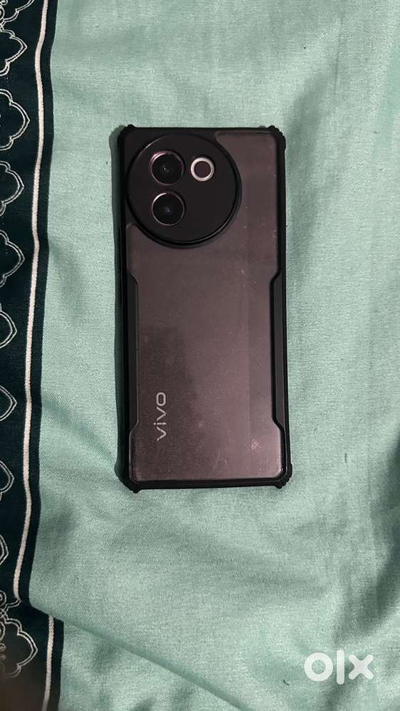 Vivo v 30e