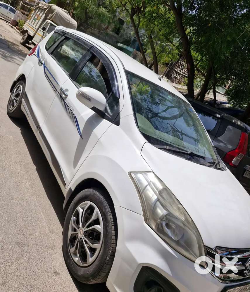 Maruti Suzuki Ertiga Vxi 2013