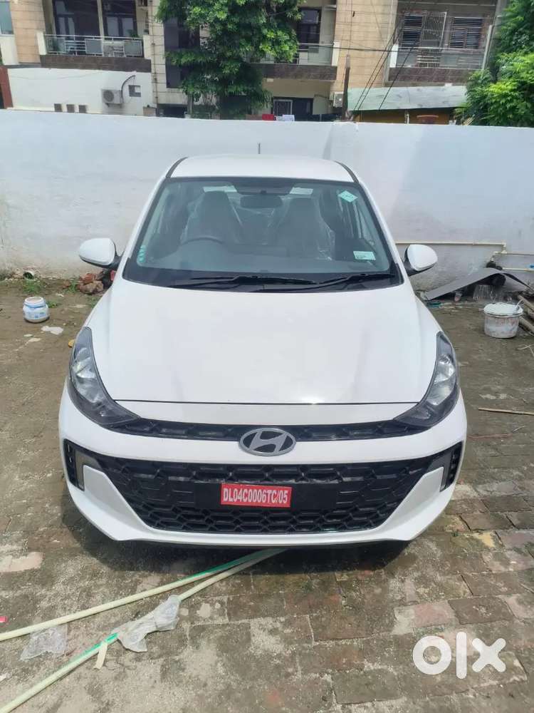 Hyundai Aura 1.0 Petrol Manual 2026 Model
