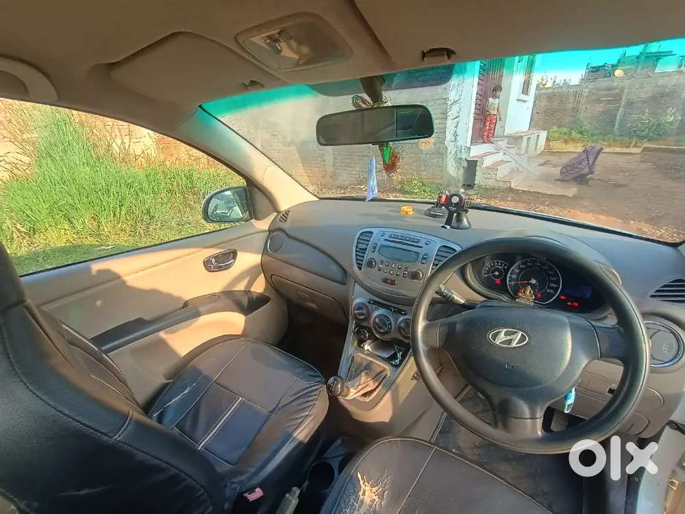 Hyundai I10 2011 Petrol And Lpg Bill 105000 Km Driven