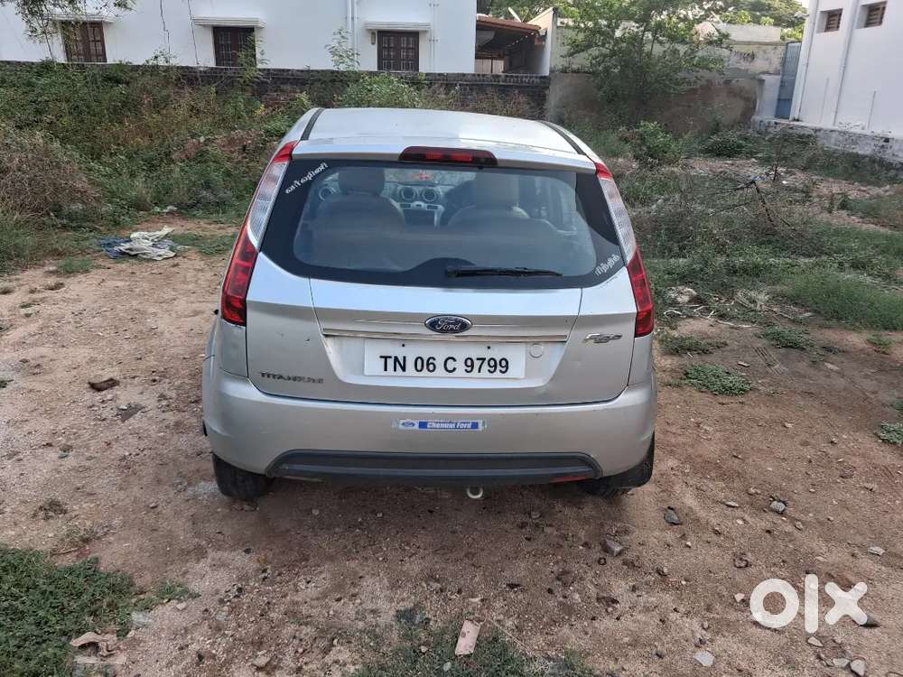 Ford Figo Titanium Plus 2011 Petrol Manual