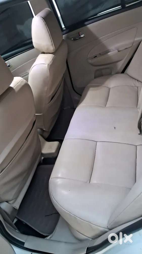 Maruti Suzuki Dzire 2013.