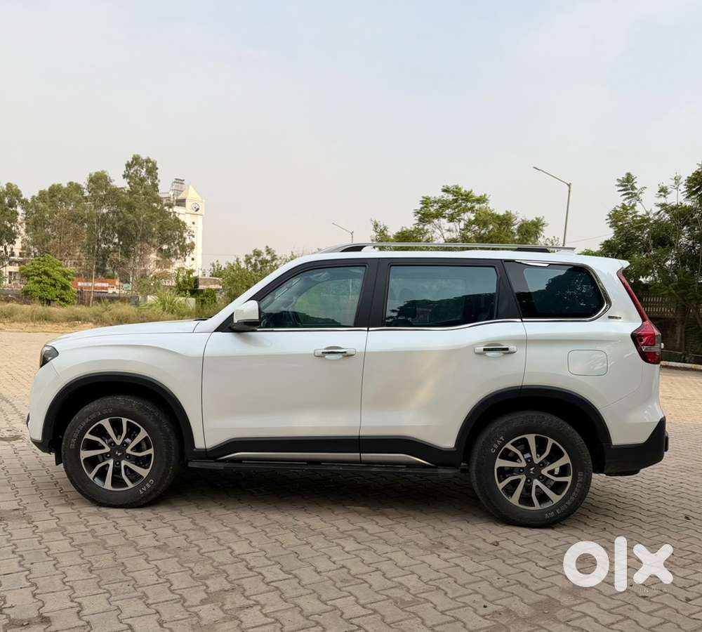 Mahindra Scorpio-n Diesel Manual 4xplor  2024 Mohali Number , 1st Owne