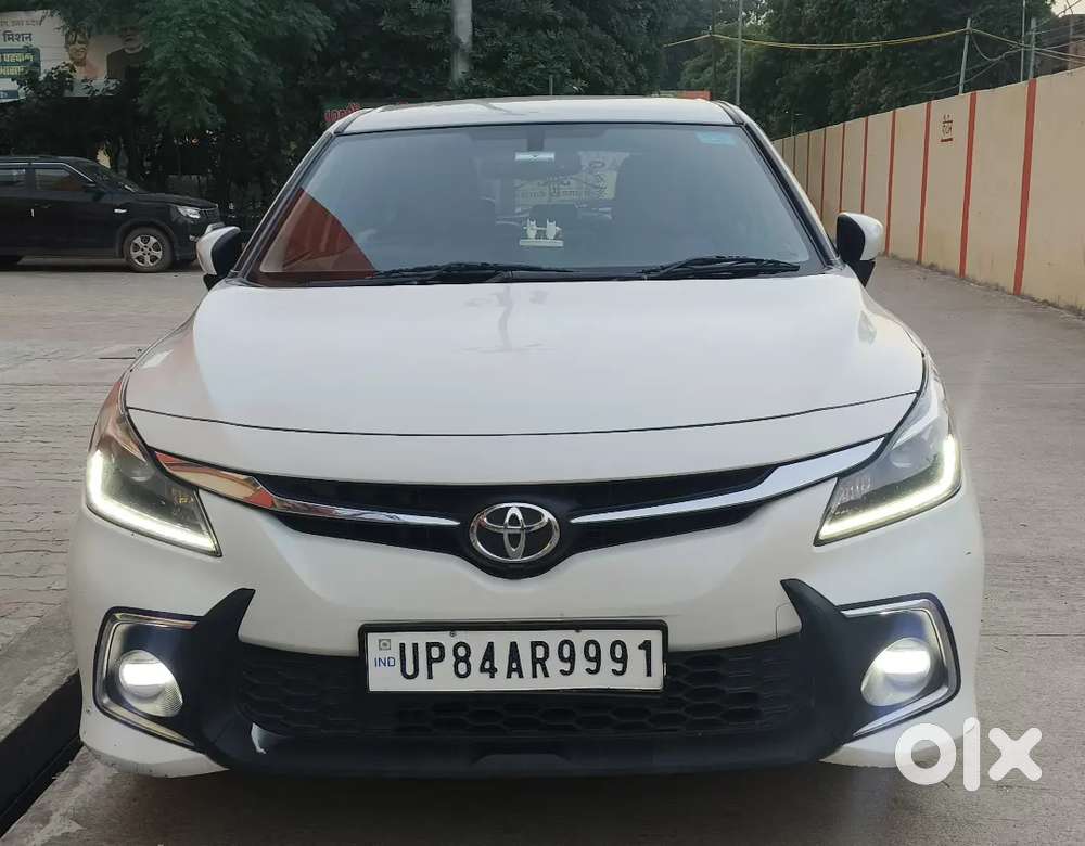 Toyota Glanza 1.2 V 2024