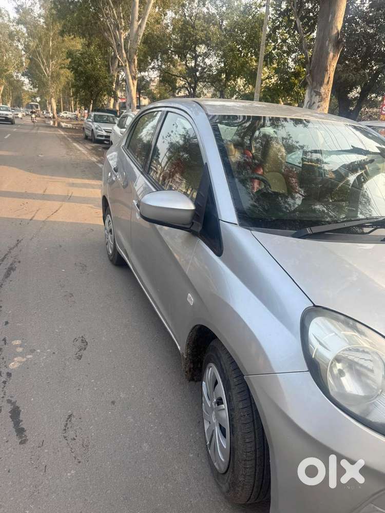Honda Amaze Diesel 2014