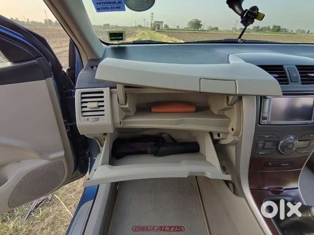 Toyota Corolla Altis 1.8g 2011 Petrol Manual