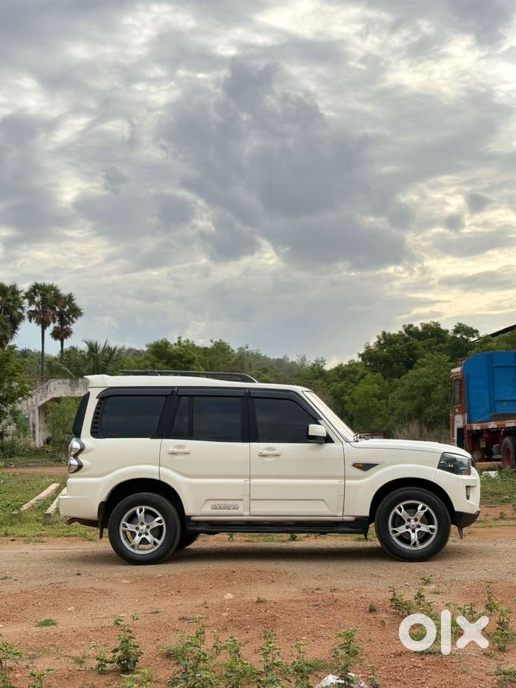 Mahindra Scorpio Classic 2017 With Diesel Power