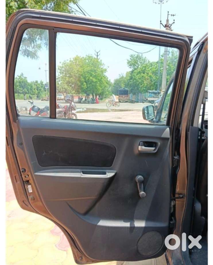 Maruti Suzuki Wagon R Lxi 1.0, 2012, Petrol