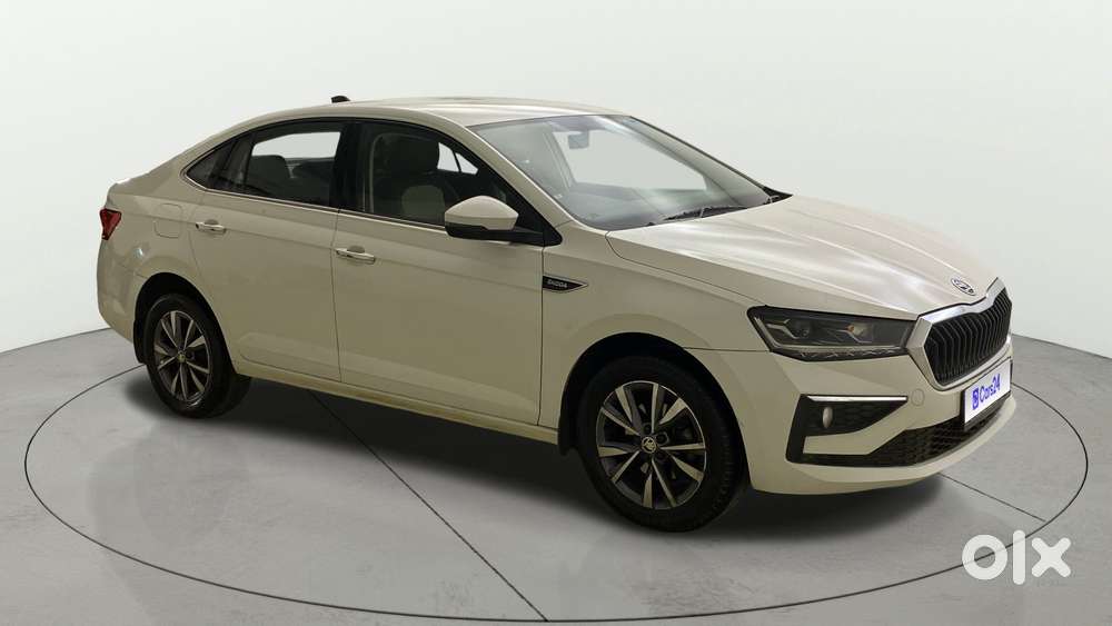 Skoda Slavia Style 1.0l Tsi Mt, 2022, Petrol
