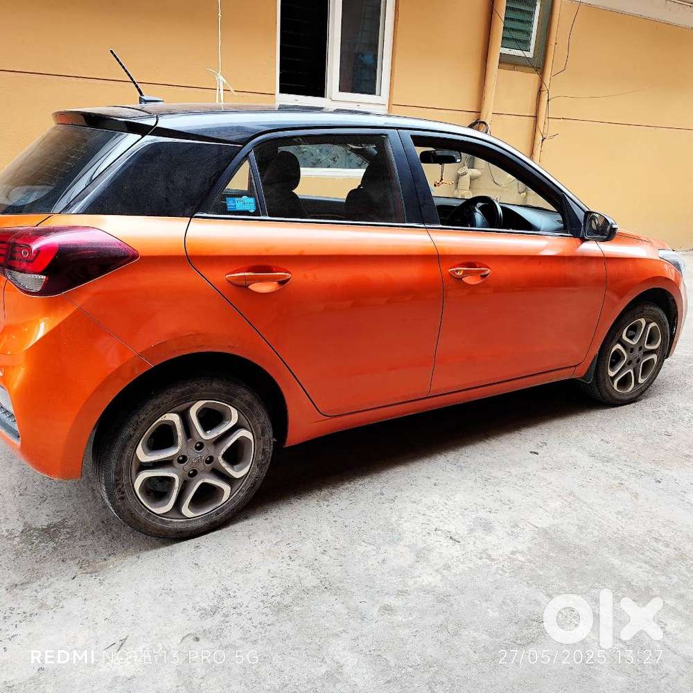 Elite I20 Sportz Plus Dual Tone