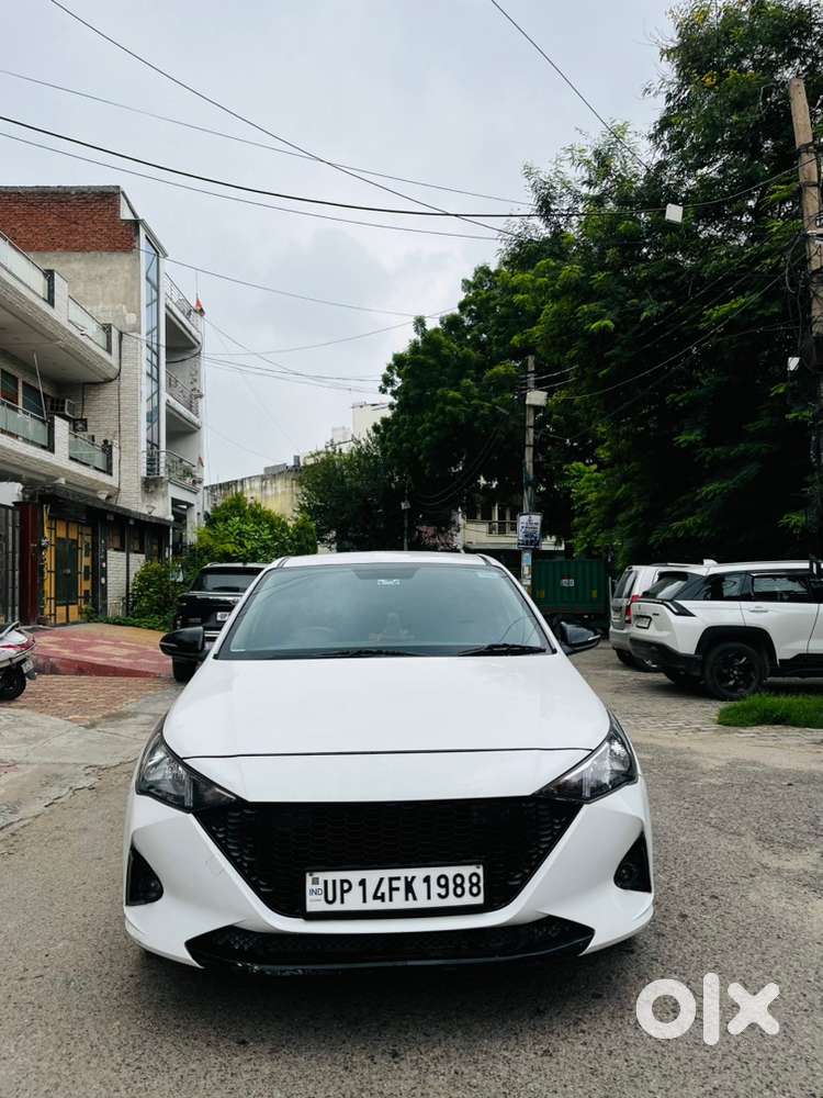 Hyundai Petrol Manual 2023
