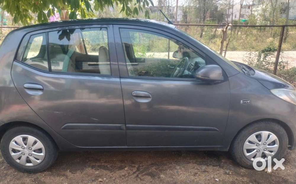 Hyundai I10 2011 Petrol 60000 Km Driven