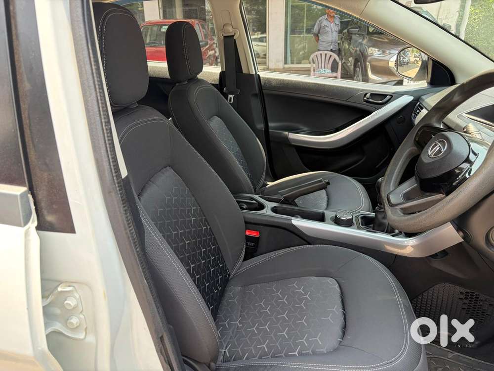 Tata Nexon 1.5 Revotorq Xm (s), 2021, Diesel