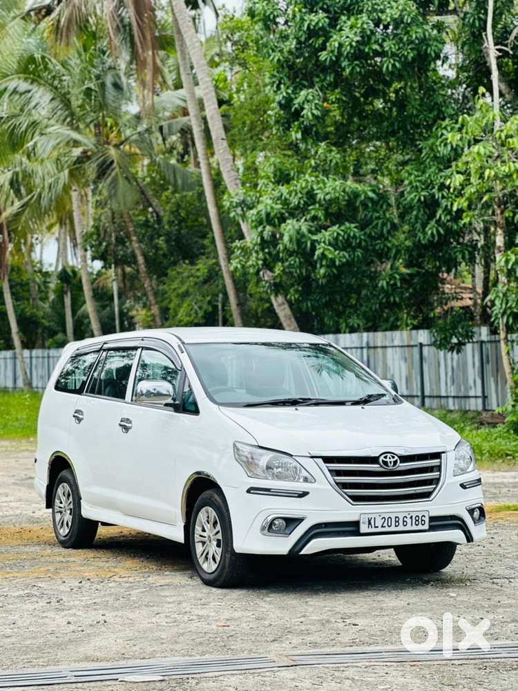 Toyota Innova Diesel 2010 Car