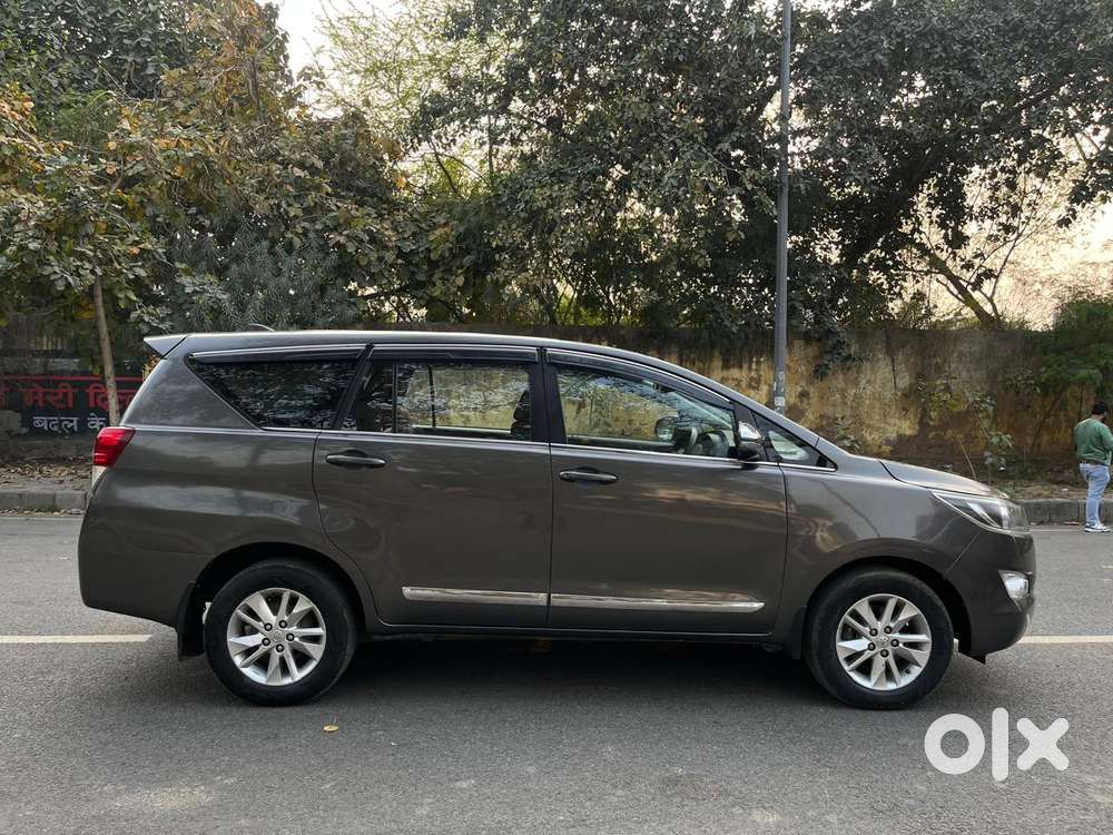 Toyota Innova Crysta 2.4 G Mt, 2020, Diesel