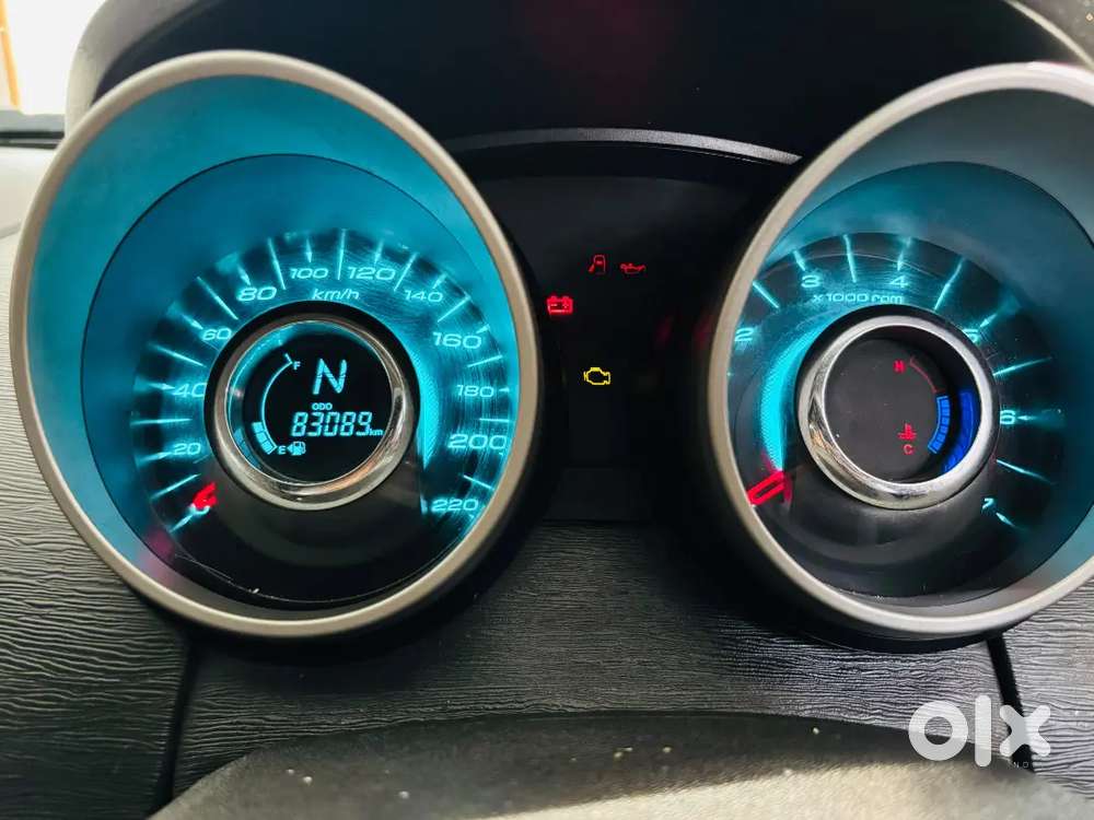 Mahindra Xuv500 2.2 Diesel 2016