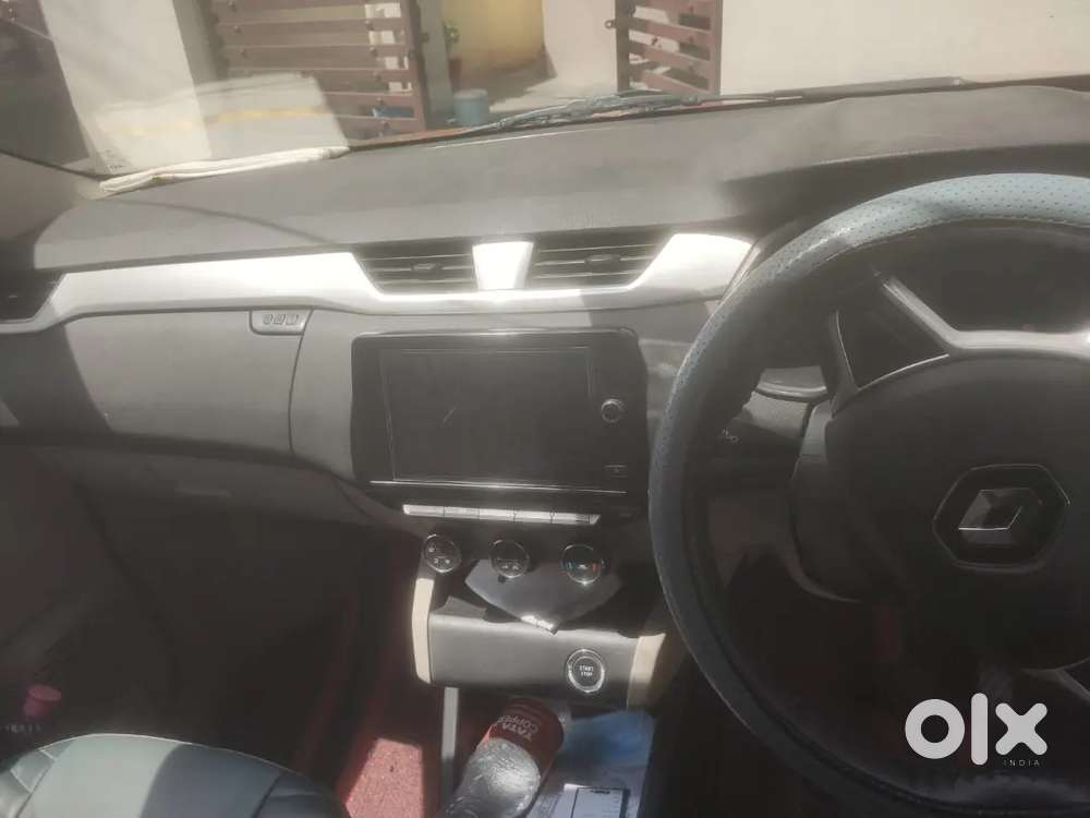 Renault Triber Amt Petrol