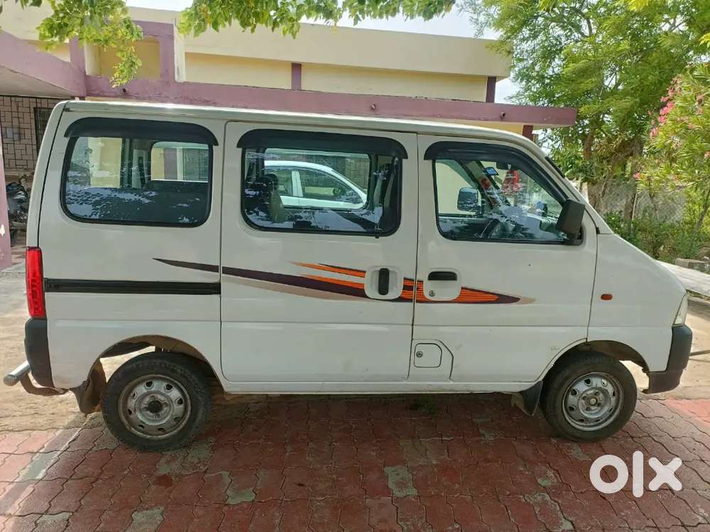 Maruti Suzuki Eeco 2022 Cng & Hybrids 59000 Km Driven