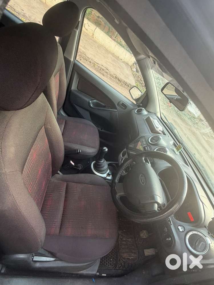Ford Figo Petrol 2011