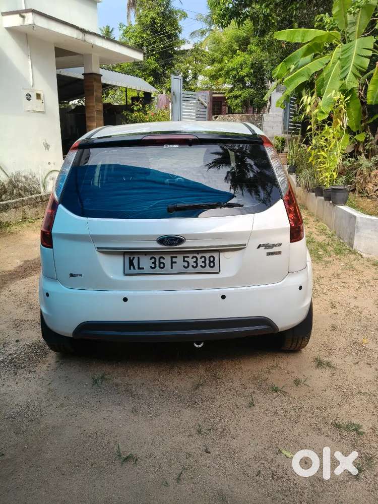 Ford Figo 2011 Titanium Diesel