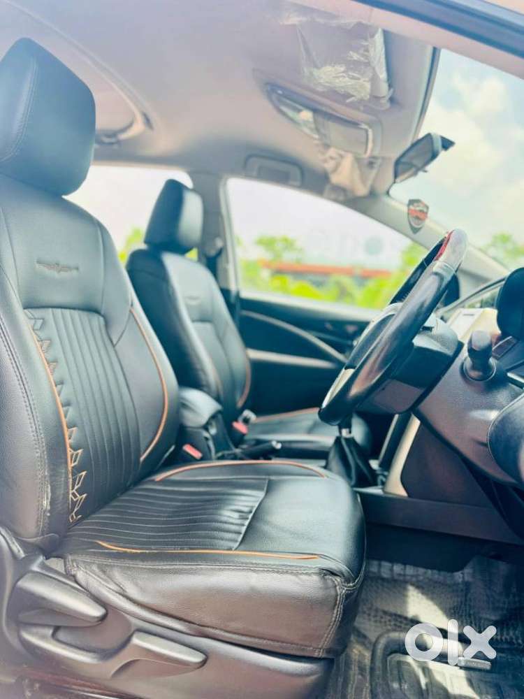 Toyota Innova Crysta 2.4 V 8 Str, 2017, Diesel