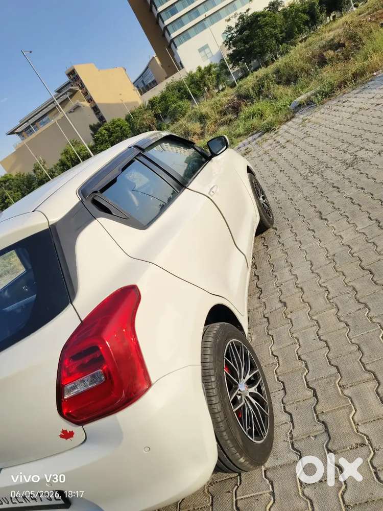 Maruti Suzuki Swift Vxi 2023 With Extra Alloywheels
