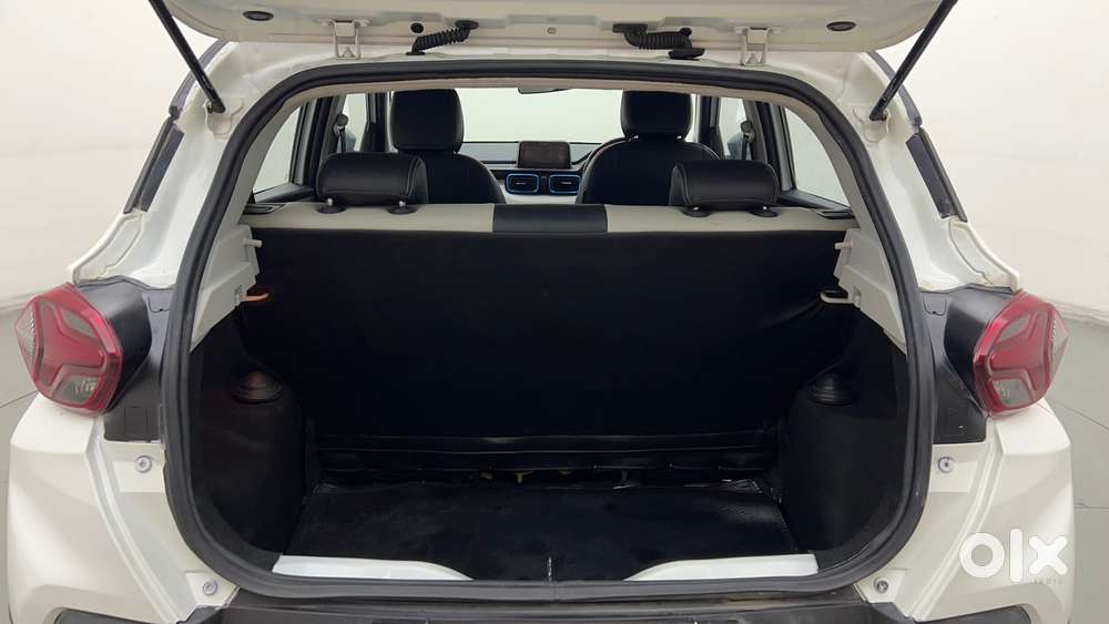 Tata Punch Creative Amt, 2022, Petrol