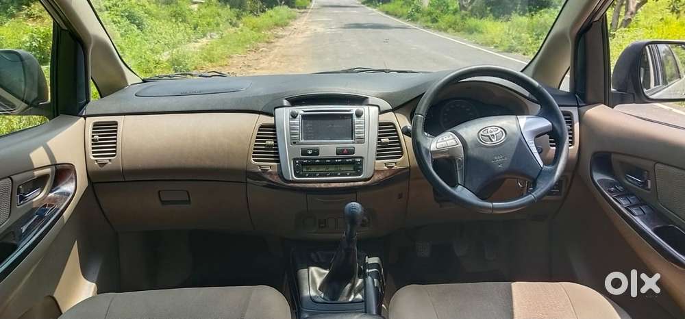 Toyota Innova 2.5 V 7 Str, 2015, Diesel