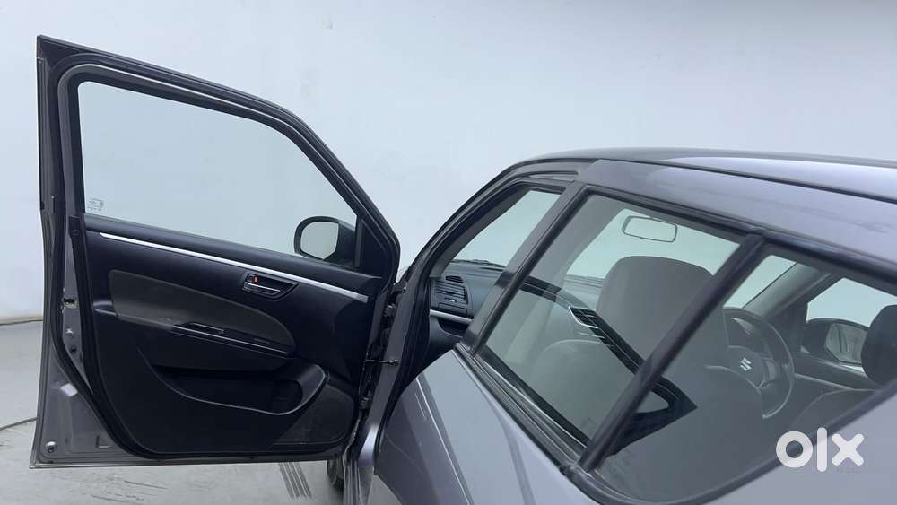 Maruti Suzuki Swift Vvt Vxi, 2016, Petrol