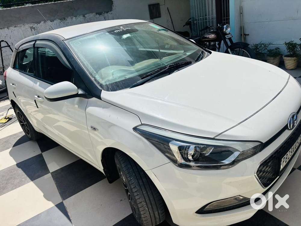 Hyundai Elite I20 2017 Petrol 62000 Km Driven