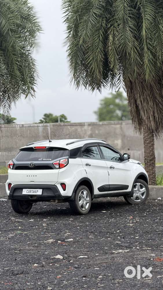 Tata Nexon 1.2 Revotron Xm (s), 2012, Petrol