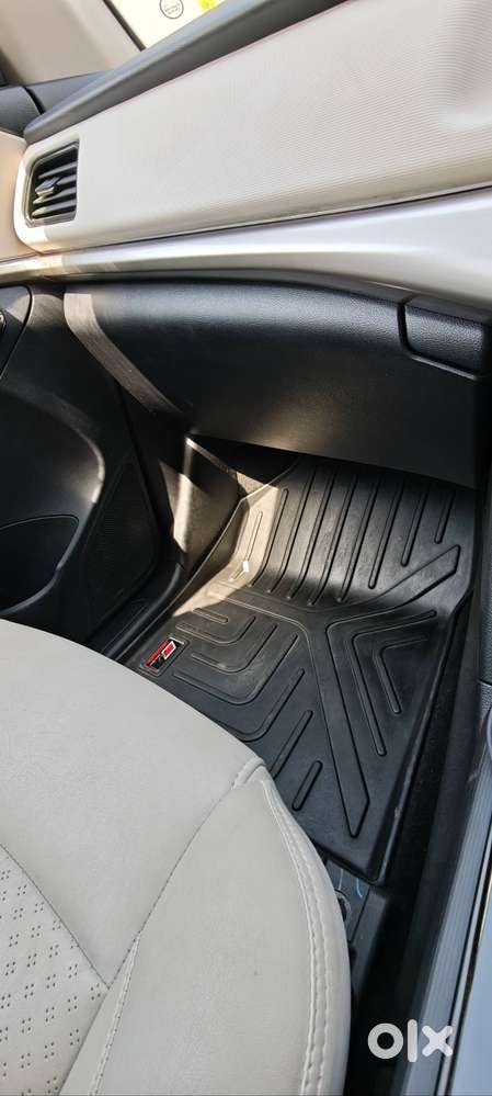 Mahindra Xuv700 2023 Year Car