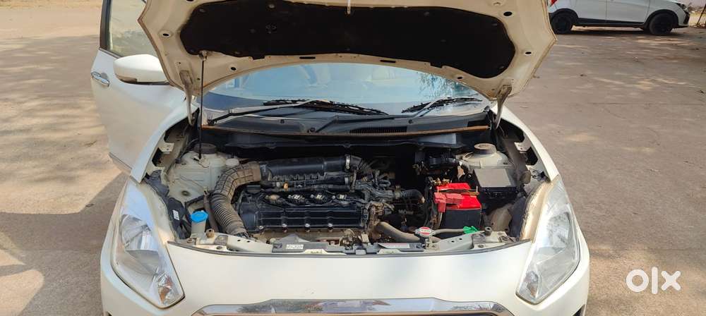 Maruti Suzuki Dzire 1.2 Zxi, 2019, Petrol