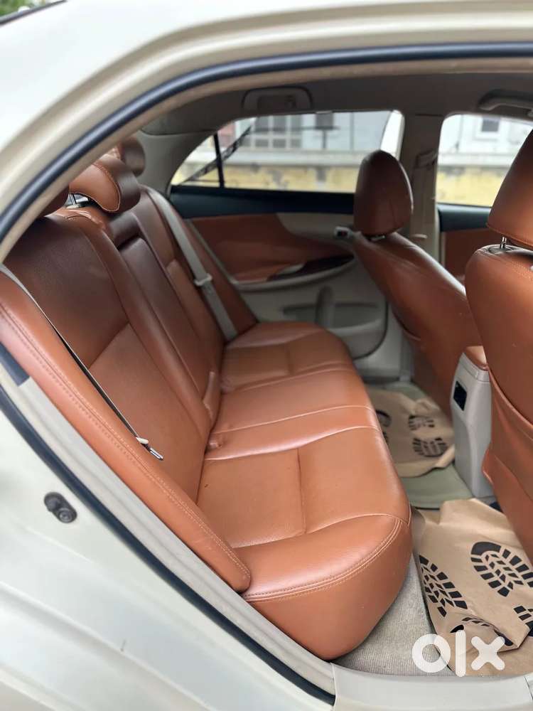 Toyota Corolla Altis 1.8g Limited, 2012, Petrol