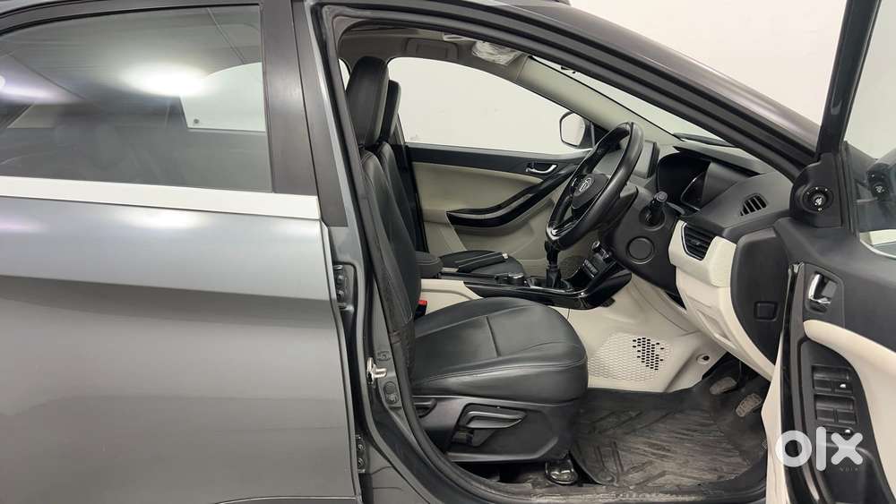 Tata Nexon 1.2 Revotron Xz Plus (s), 2023, Petrol