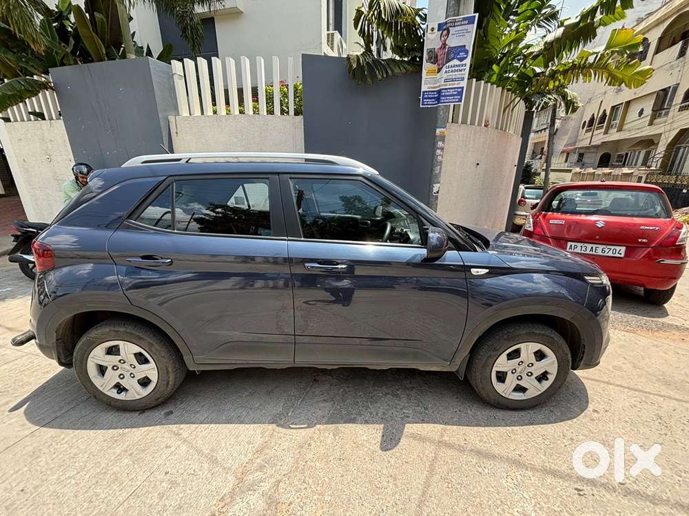 Hyundai Venue Petrol 2020