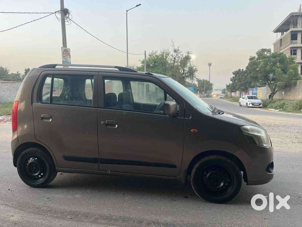Maruti Suzuki Wagon R Vxi Plus Mt, 2011, Petrol