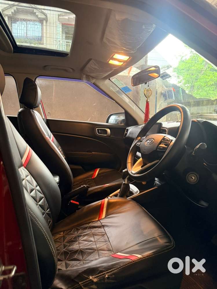 Hyundai Venue Model 2020 Petrol Car