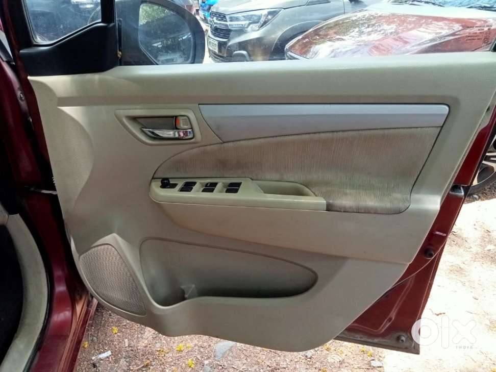 Maruti Suzuki Ertiga 2012-2015 Vdi, 2012, Diesel