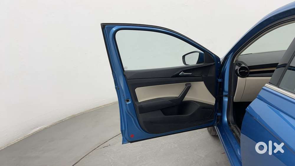 Skoda Slavia Style 1.0l Tsi At, 2023, Petrol