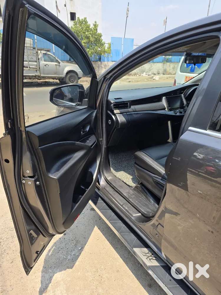 Toyota Innova Crysta 2021