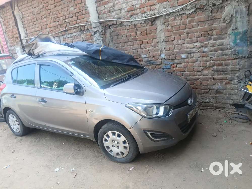 Hyundai I20 Sportz Petrol 2014 Like New Condition