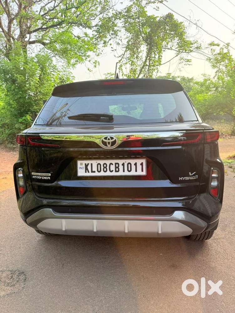 Toyota Urban Cruiser Hyryder V Hybrid