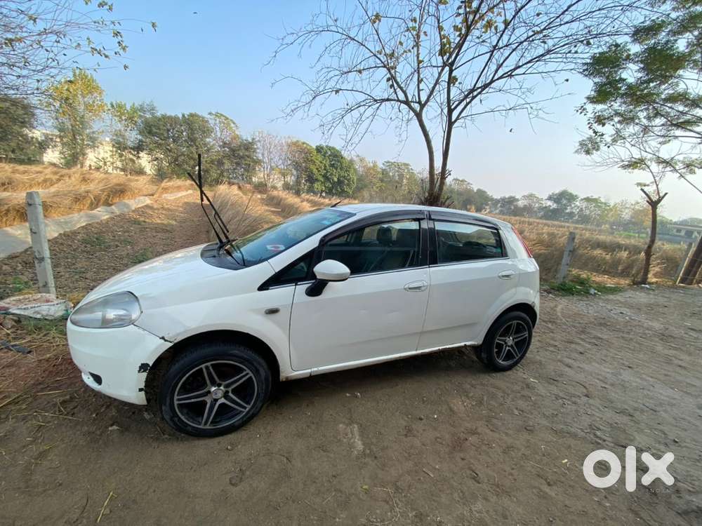 Fiat Punto Emotion 2010 Diesel Manual
