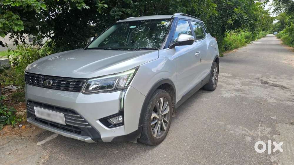 Mahindra Xuv300 2020 Petrol Well Maintained