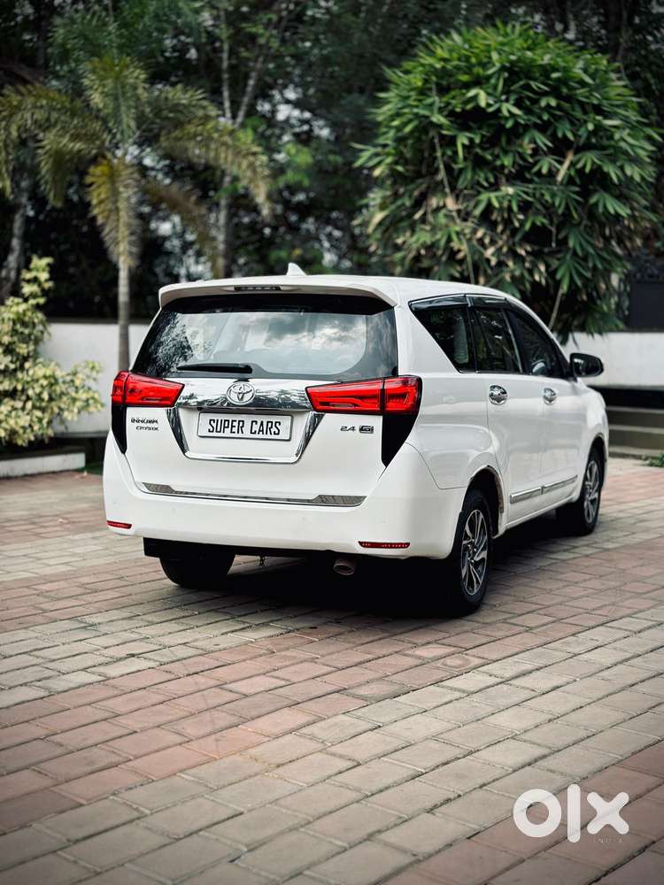 Toyota Innova Crysta [2016-2020] 2.4 Gx At 7 Str, 2021, Diesel