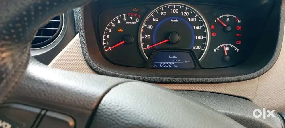 Hyundai Grand I10 2018 Sportz White Colour