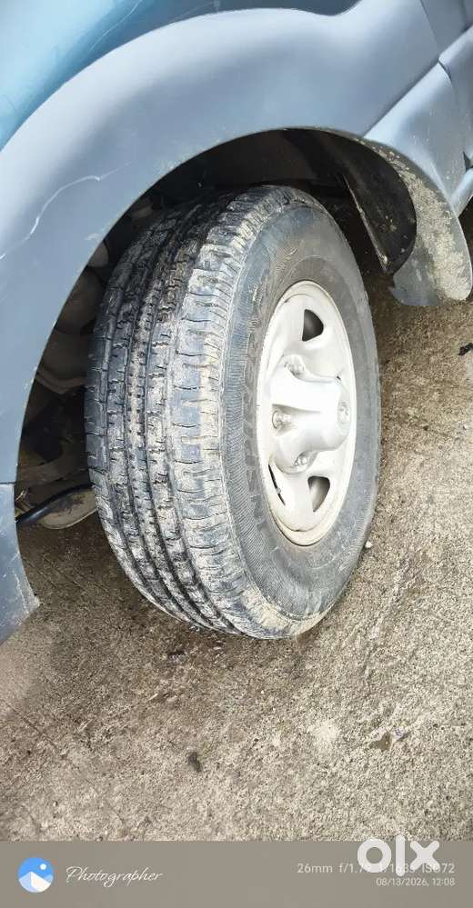 Tata Safari Vx Dicor 2011 New Tyre