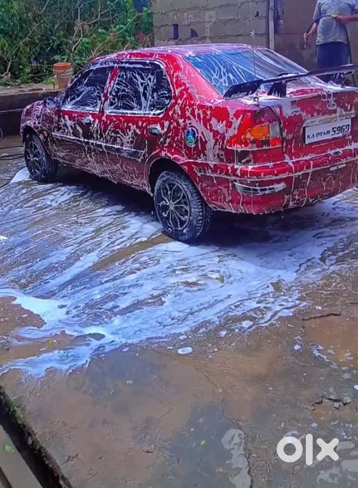 Ford Ikon Petrol 2001 Manual