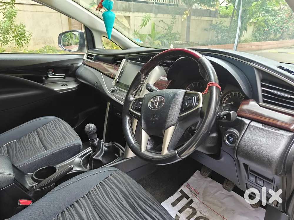 Toyota Innova Crysta 2.4 V 8 2021(doctor Owned)